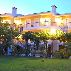 https://odyssia-apartments.kefaloniahotels.net